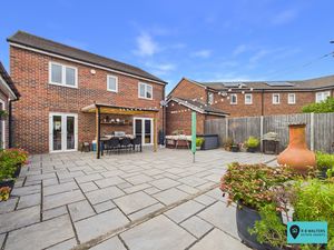 Rear Aspect / Garden - click for photo gallery